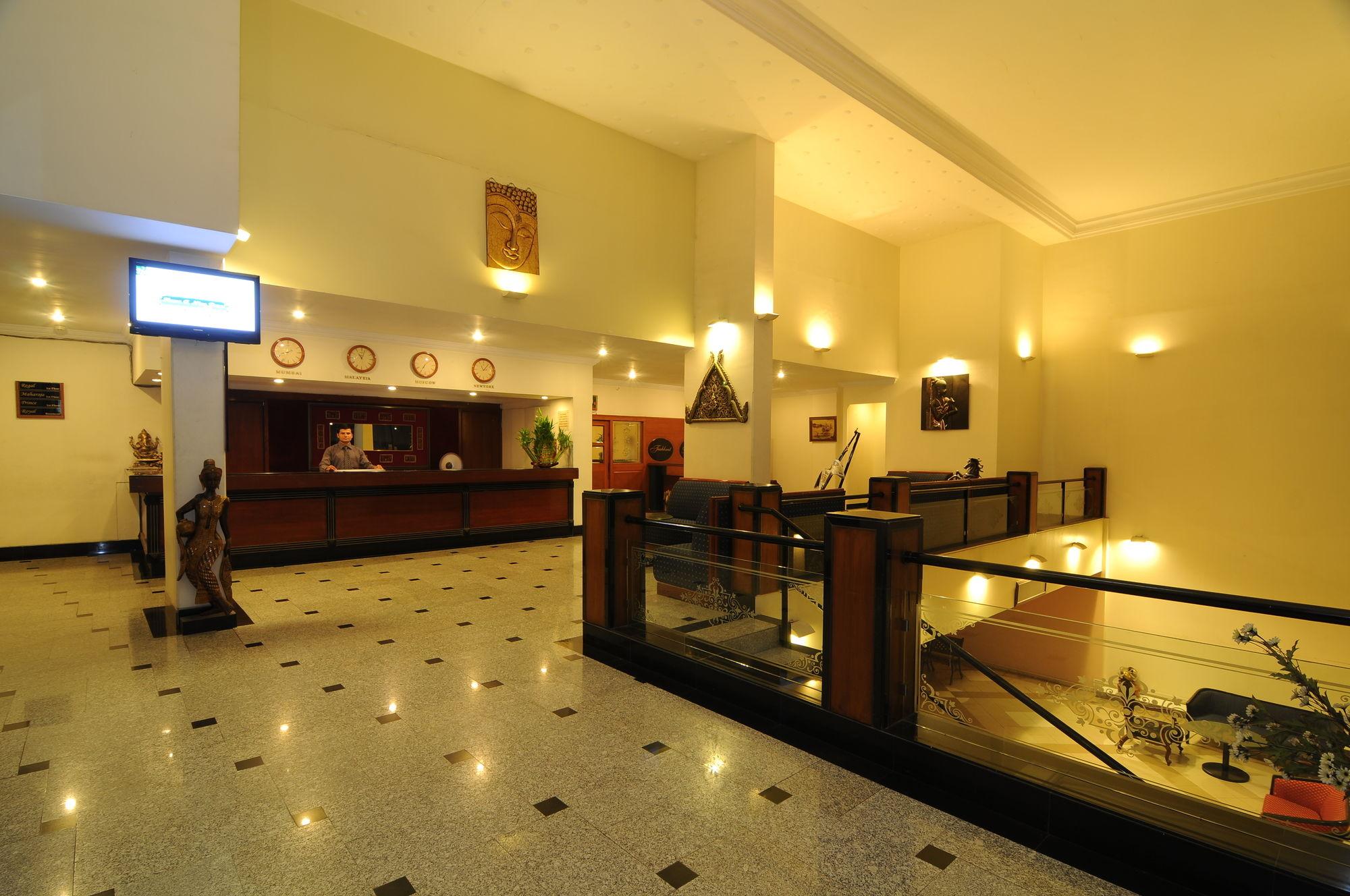 Quality Inn Regency, Nashik Luaran gambar