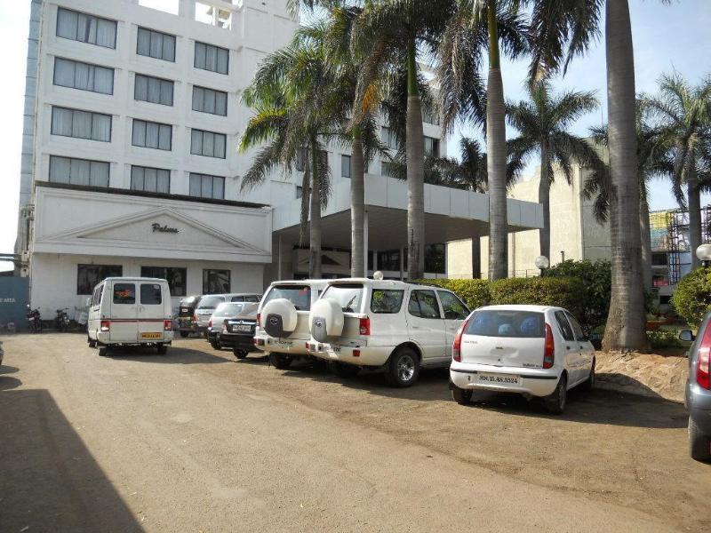 Quality Inn Regency, Nashik Luaran gambar